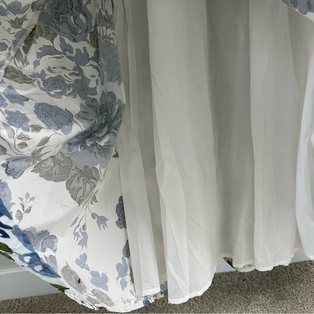 REFORMATION Kastoria Floral Blue and White Maxi Dress SZ US 2 - Picture 7 of 12